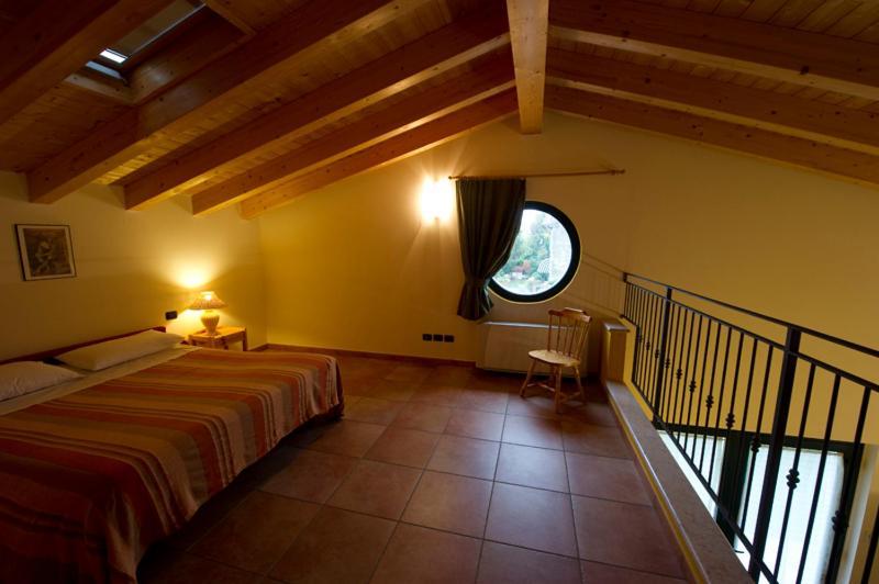 Agriturismo Il Melograno Villafranca di Verona Esterno foto